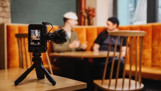 eos r50 v
