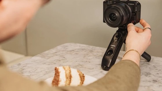 eos r50 v
