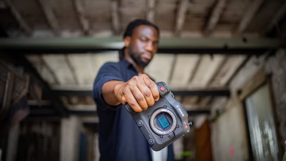 La montura RF. El futuro de la imagen.