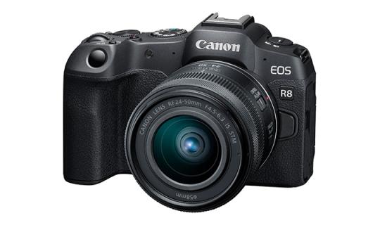 EOS R8